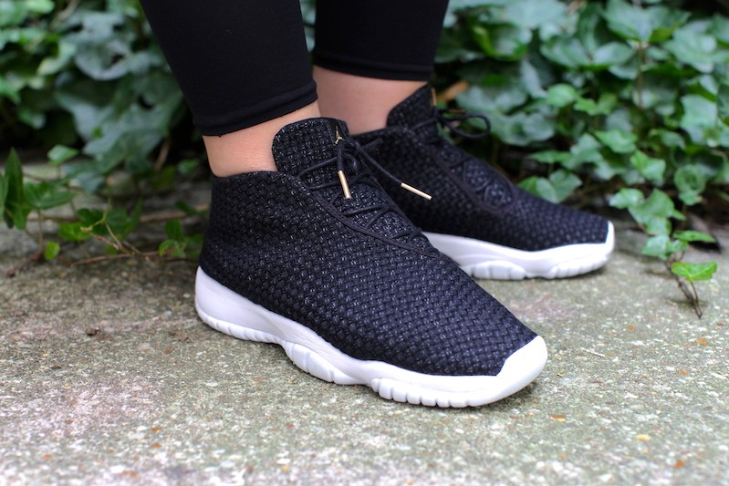 air jordan future noir et blanc