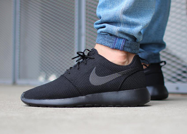 baskets nike roshe run